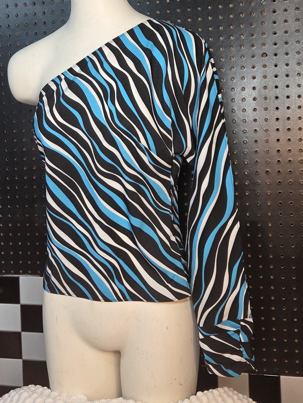 Y2K EXPRESS One Shoulder Turquoise Zebra Print Blouse
